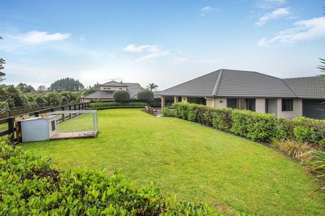 Photo of property in 35 Lough Bourne Drive, Pukekohe, 2120
