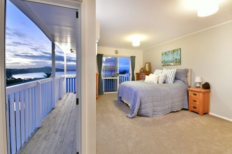 Photo of property in 135 Stanmore Bay Road, Stanmore Bay, Whangaparaoa, 0932