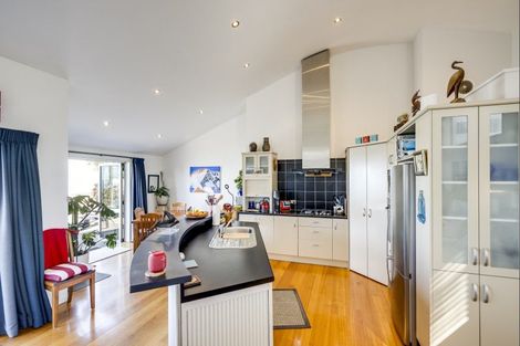 Photo of property in 130a Priestley Terrace, Bluff Hill, Napier, 4110