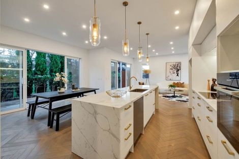 Photo of property in 414b Beach Road, Mairangi Bay, Auckland, 0630