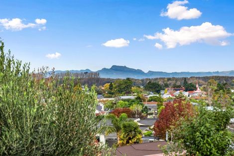 Photo of property in 6 Cumberland Rise, Taradale, Napier, 4112