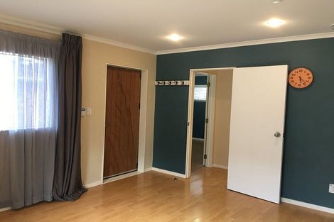 Photo of property in 22 Lynden Avenue, Hillcrest, Auckland, 0627