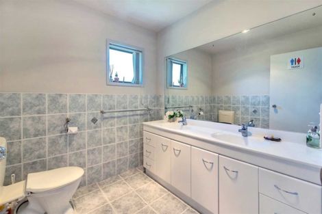 Photo of property in 7 San Lorenzo Rise, Henderson, Auckland, 0612