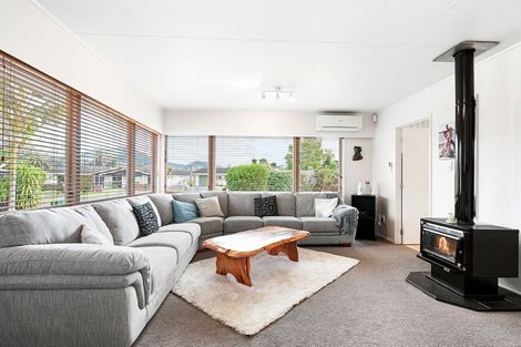 Photo of property in 3 Croydon Place, Te Kamo, Whangarei, 0112