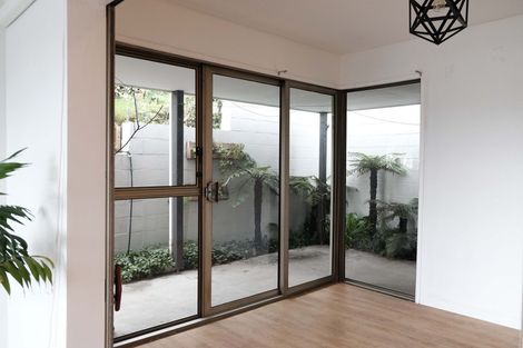 Photo of property in 39 Whaka Terrace, Huntsbury, Christchurch, 8022