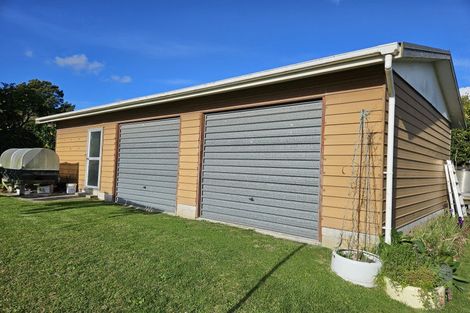 Photo of property in 384 Welcome Bay Road, Welcome Bay, Tauranga, 3175