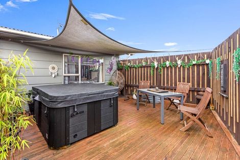 Photo of property in 30 Victor Street, Dannevirke, 4930