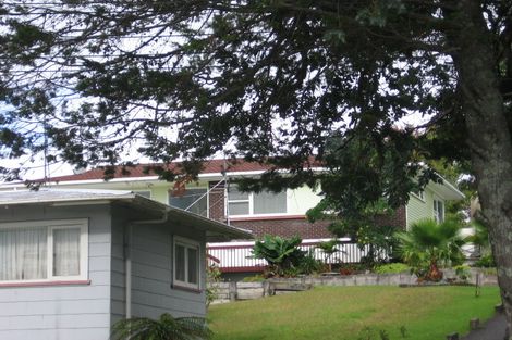Photo of property in 1/50 Atkinson Road, Titirangi, Auckland, 0604
