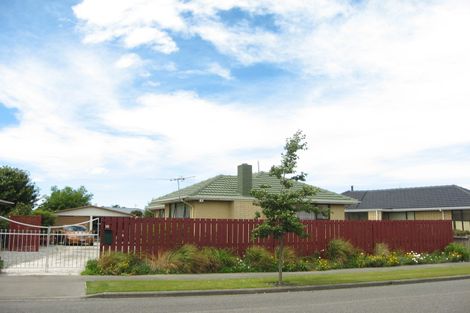 Photo of property in 18 Clydesdale Street, Woolston, Christchurch, 8062