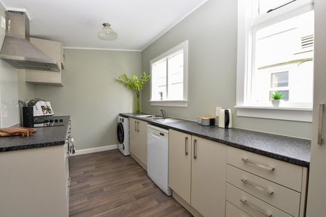 Photo of property in 107 Broadway, Carterton, 5713