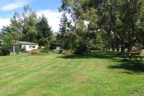 Photo of property in 10 Siegerts Road, Kimbell, Fairlie, 7987