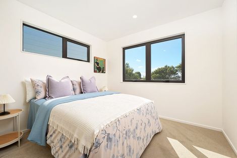 Photo of property in 334c Swanson Road, Ranui, Auckland, 0612