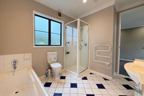 Photo of property in 3/158 Cliff View Drive, Green Bay, Auckland, 0604