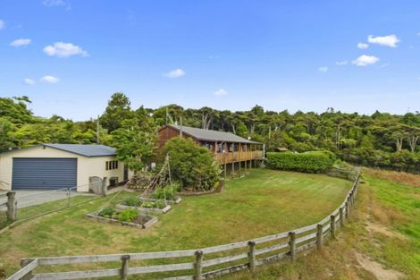 Photo of property in 181 Govan Wilson Road, Whangaripo, Warkworth, 0985
