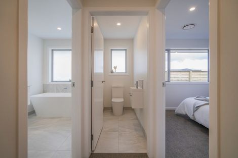 Photo of property in 12 Awatea Drive, Whitianga, 3510