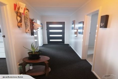 Photo of property in 11 Kettle Avenue, Awapuni, Palmerston North, 4412