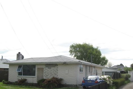 Photo of property in 11 Hannah Place, Redwood, Christchurch, 8051