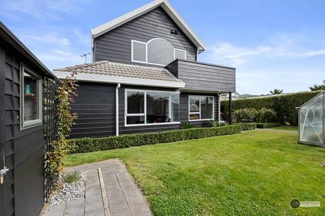Photo of property in 10a Kauri Street, Woburn, Lower Hutt, 5011