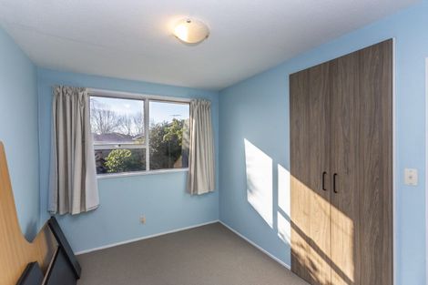 Photo of property in 1/6a Chipping Lane, Redwood, Christchurch, 8051