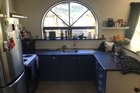 Photo of property in 11 Melrose Crescent, Melrose, Wellington, 6023