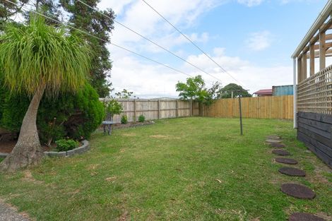 Photo of property in 23 Mandarin Place, Half Moon Bay, Auckland, 2012