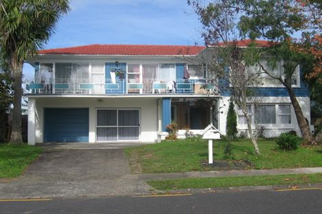 Photo of property in 10 The Crest, Sunnyhills, Auckland, 2010