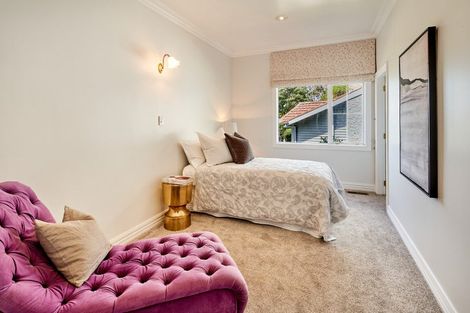 Photo of property in 4 Robieson Street, Roseneath, Wellington, 6011