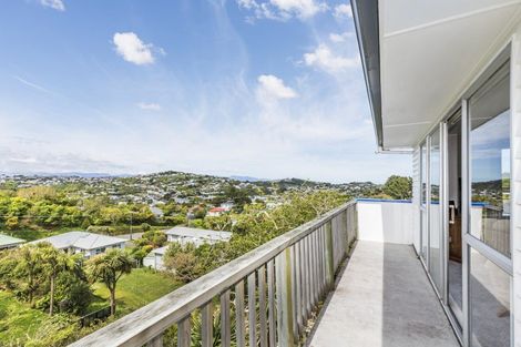Photo of property in 3 Kimball Place, Johnsonville, Wellington, 6037