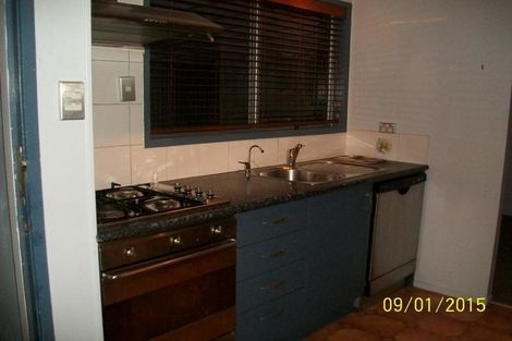 Photo of property in 63 Reynella Drive, Massey, Auckland, 0614