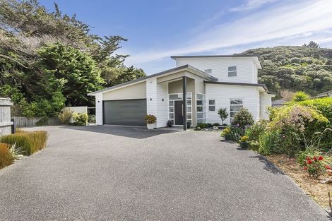 Photo of property in 4 Shoal Place, Whitby, Porirua, 5024