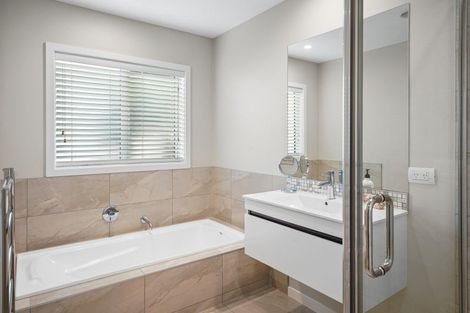 Photo of property in 5 Owen Place, Omokoroa, 3114