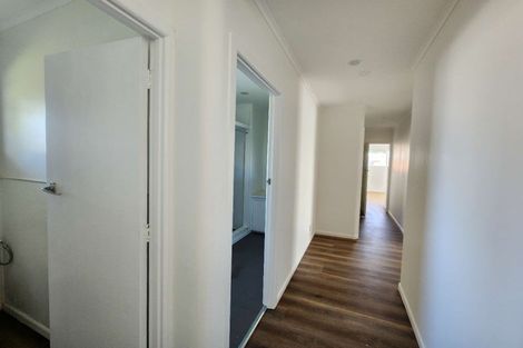 Photo of property in 11 Holden Place, Manukau, Auckland, 2025