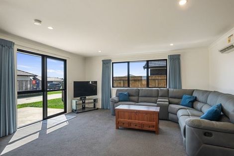 Photo of property in 79a Hinemoa Street, Levin, 5510