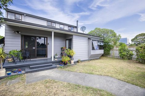 Photo of property in 426 Main North Road, Bay View, Napier, 4104