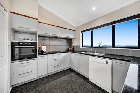 Photo of property in 121 Mercade Close, Stratford, 4332