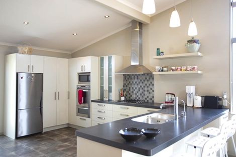 Photo of property in 509b Beach Road, Whangamata, 3620