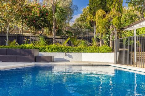 Photo of property in 56 Great North Road, Saint Johns Hill, Whanganui, 4500