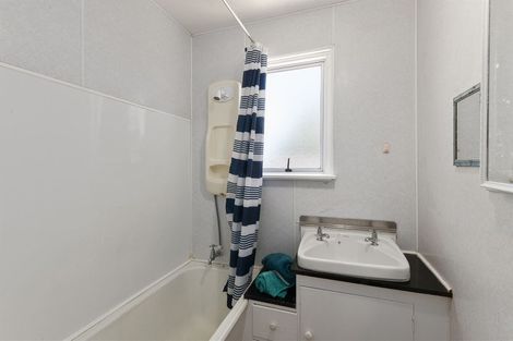 Photo of property in 1a Badger Street, Parklands, Christchurch, 8083