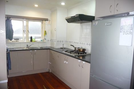 Photo of property in 1615 Great North Road, Waterview, Auckland, 1026
