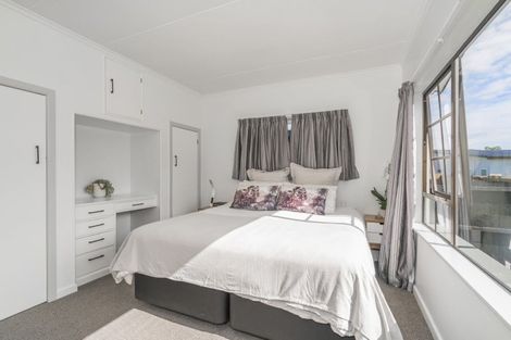 Photo of property in 15 Mayfair Close, Whitianga, 3510