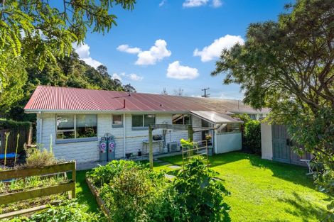 Photo of property in 30 Buller Street, Picton, 7220