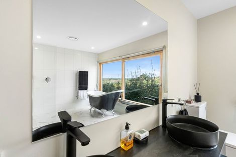 Photo of property in 5 Somerset Grove, Waitarere Beach, Levin, 5510