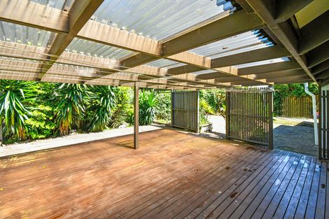 Photo of property in 9 Coulthard Terrace, Opaheke, Papakura, 2113