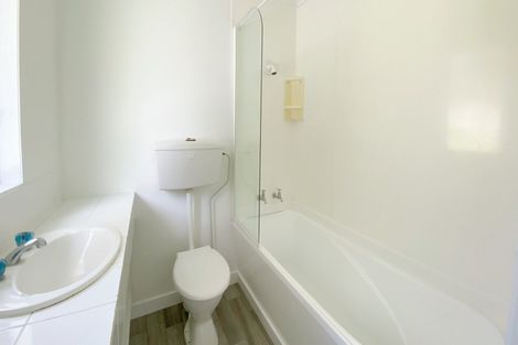 Photo of property in 53 Tiverton Road, Avondale, Auckland, 0600
