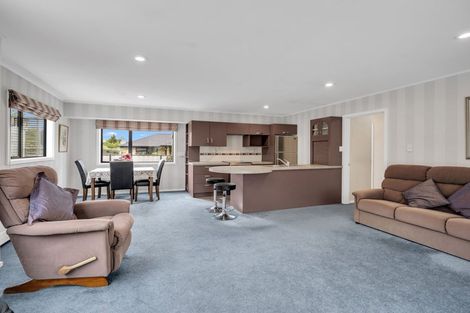 Photo of property in 32 Grove Avenue, Weston, Oamaru, 9401