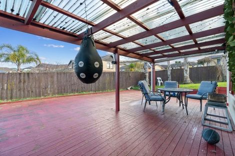 Photo of property in 73 Rathmar Drive, Manurewa, Auckland, 2105