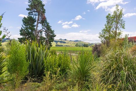 Photo of property in 944 Ruatangata Road, Whangaehu, Whanganui, 4581