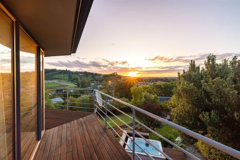 Photo of property in 12 Lucknow Place, Cashmere, Christchurch, 8022