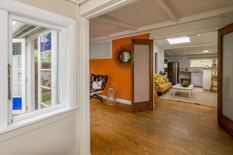 Photo of property in 74 Tilley Road, Paekakariki, 5034