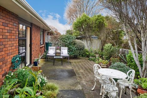 Photo of property in 102 Oxford Street, Tawa, Wellington, 5028